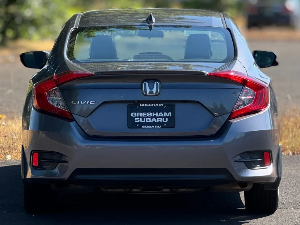 Used 2016  Honda EX-T image 6