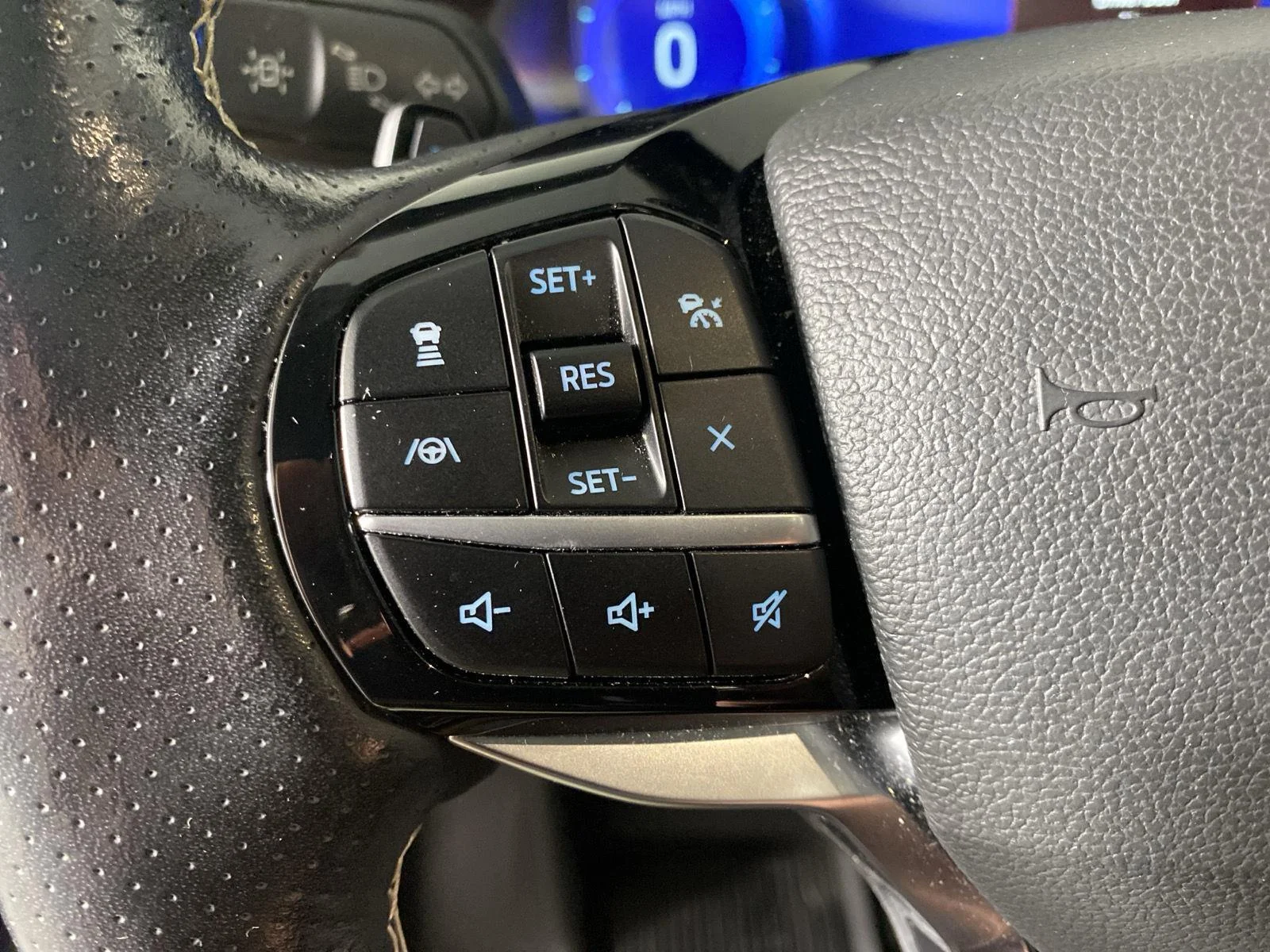 Used 2022 Atlas Blue Ford ST image 25