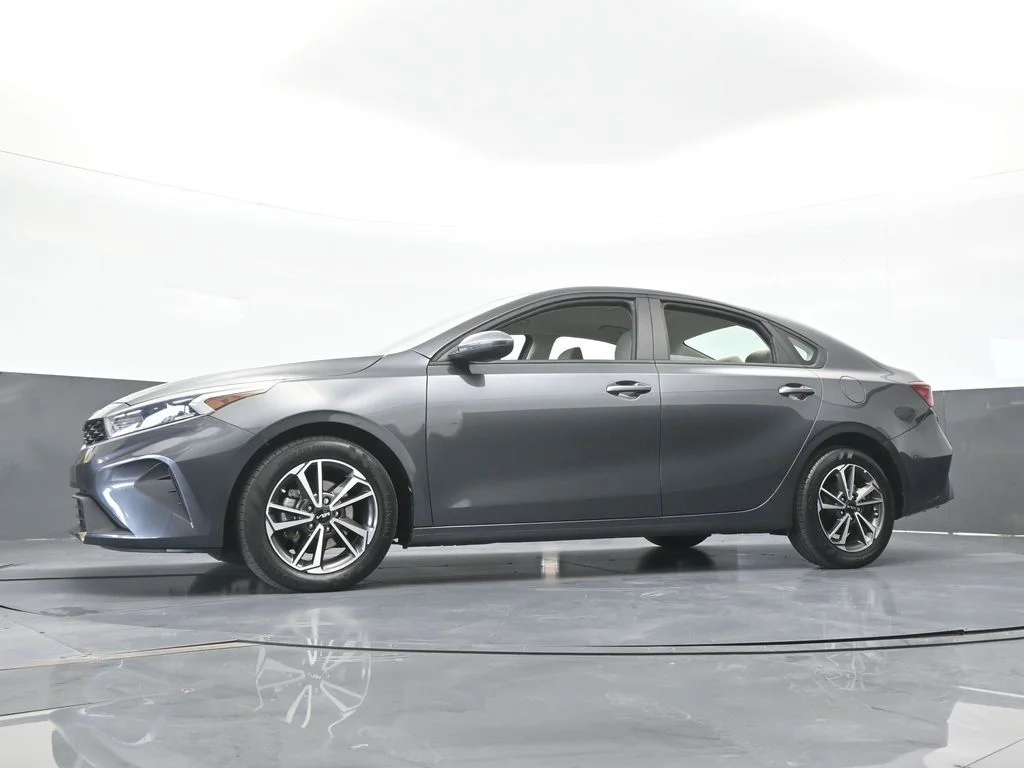 Used 2023 Gravity Gray Kia LXS image 46
