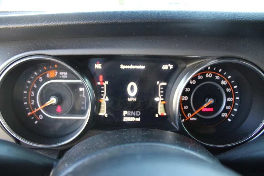 Used 2022 Black Jeep Sport S image 20
