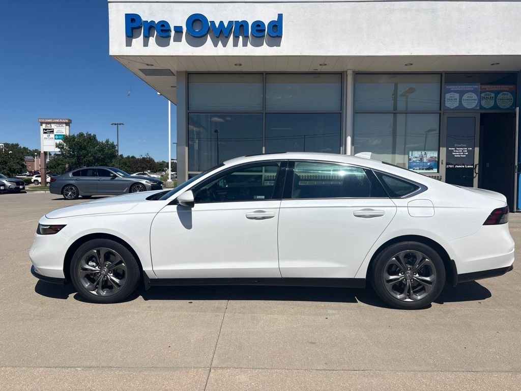 Certified Used 2023 Platinum White Pearl Honda EX-L image 8