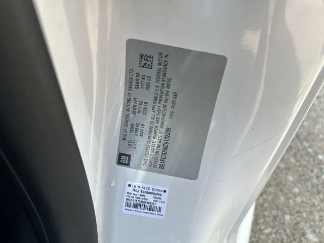 Used 2012 White Chevrolet 2LT image 33