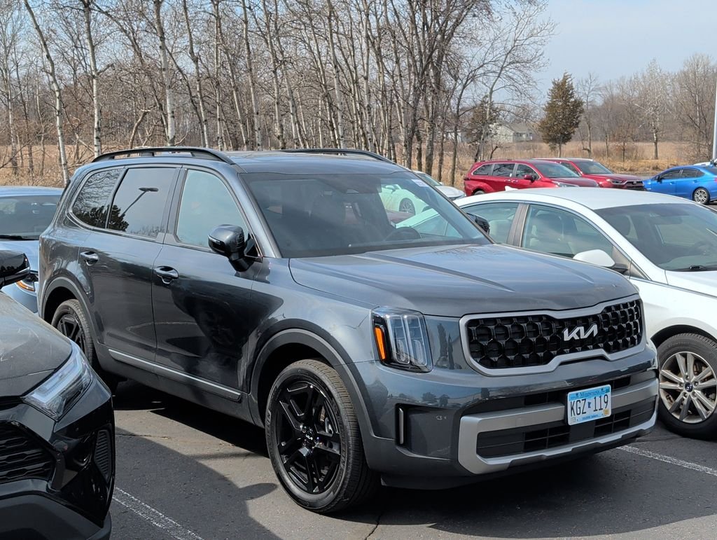 Used 2023 Kia Telluride EX X-Line with VIN 5XYP3DGC1PG367653 for sale in Minneapolis, Minnesota