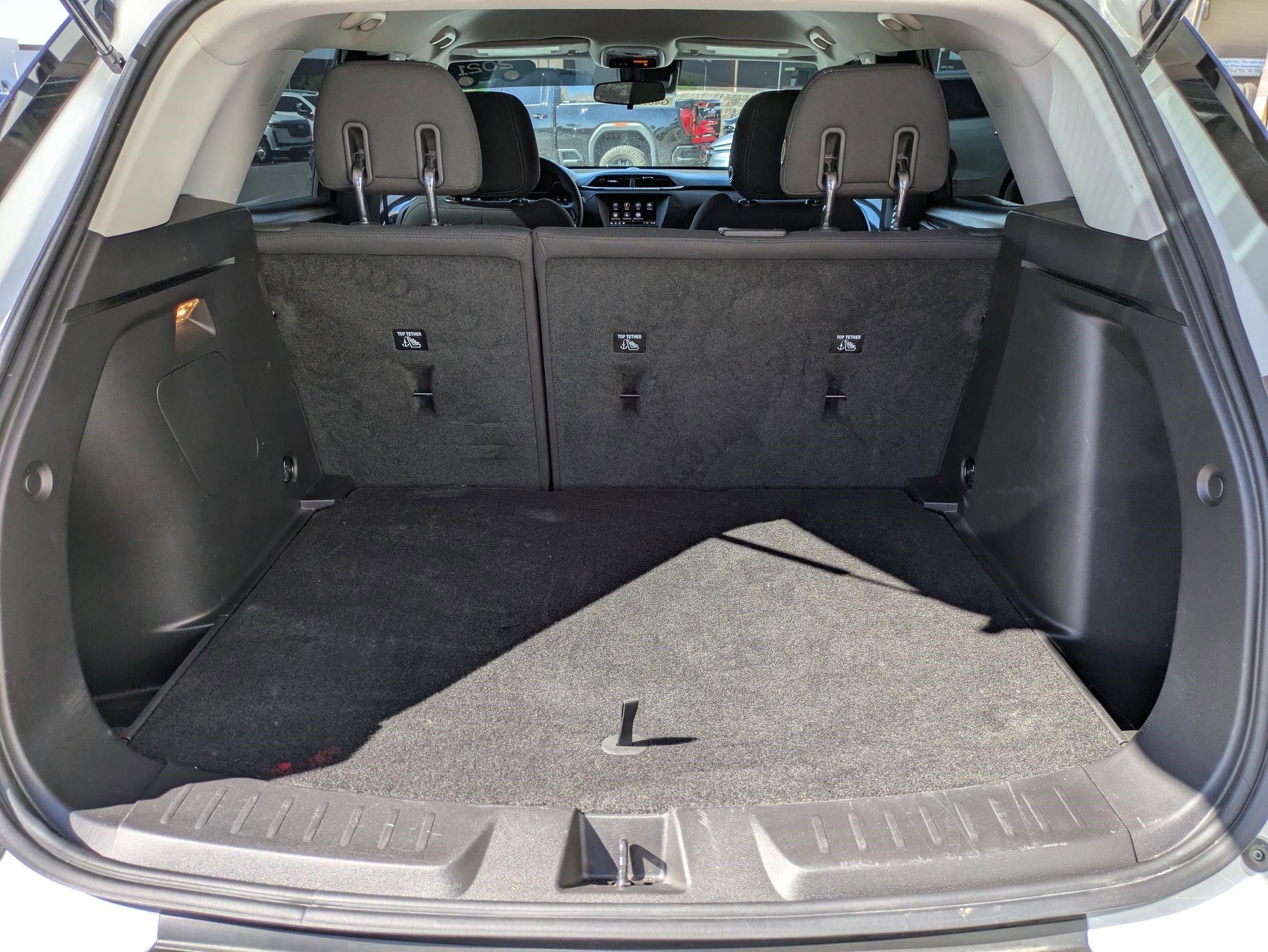 Used 2021 Summit White Chevrolet LS image 30
