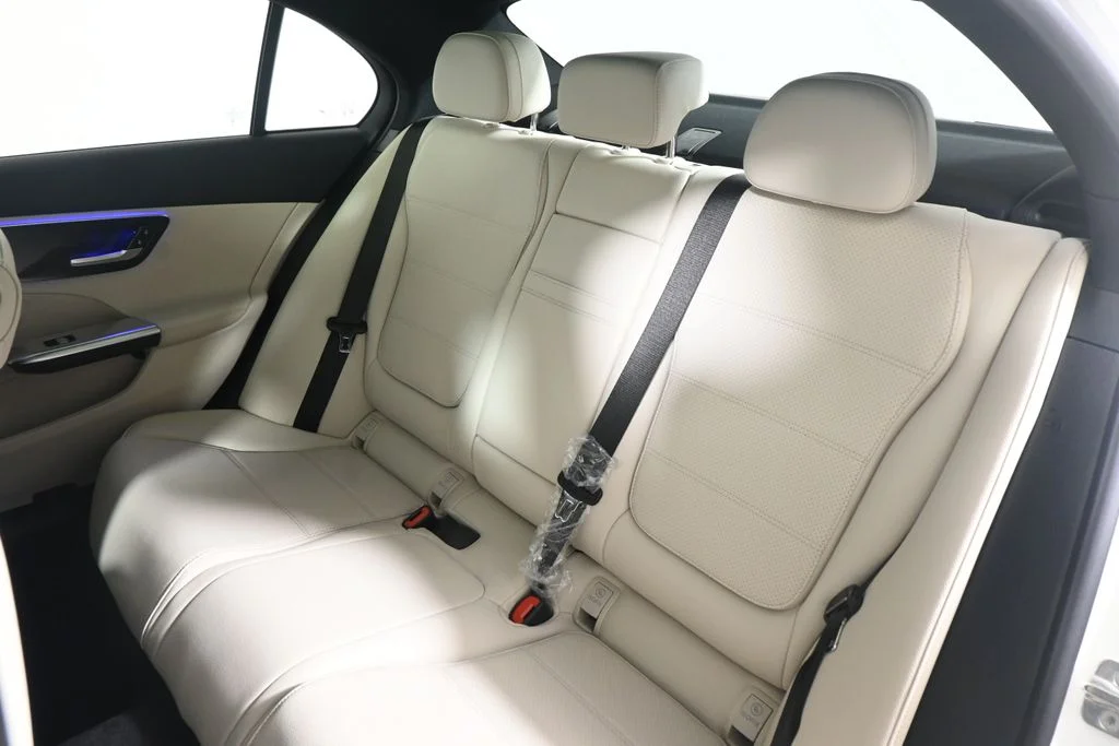 Used 2026 White Mercedes-Benz C 300 image 4