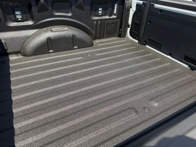 New 2026 Star White Metallic Tri-Coat Ford Platinum® image 12