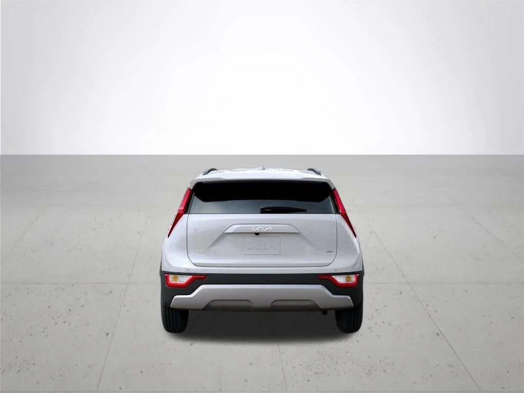 New 2026 Snow White Pearl Kia EX image 5