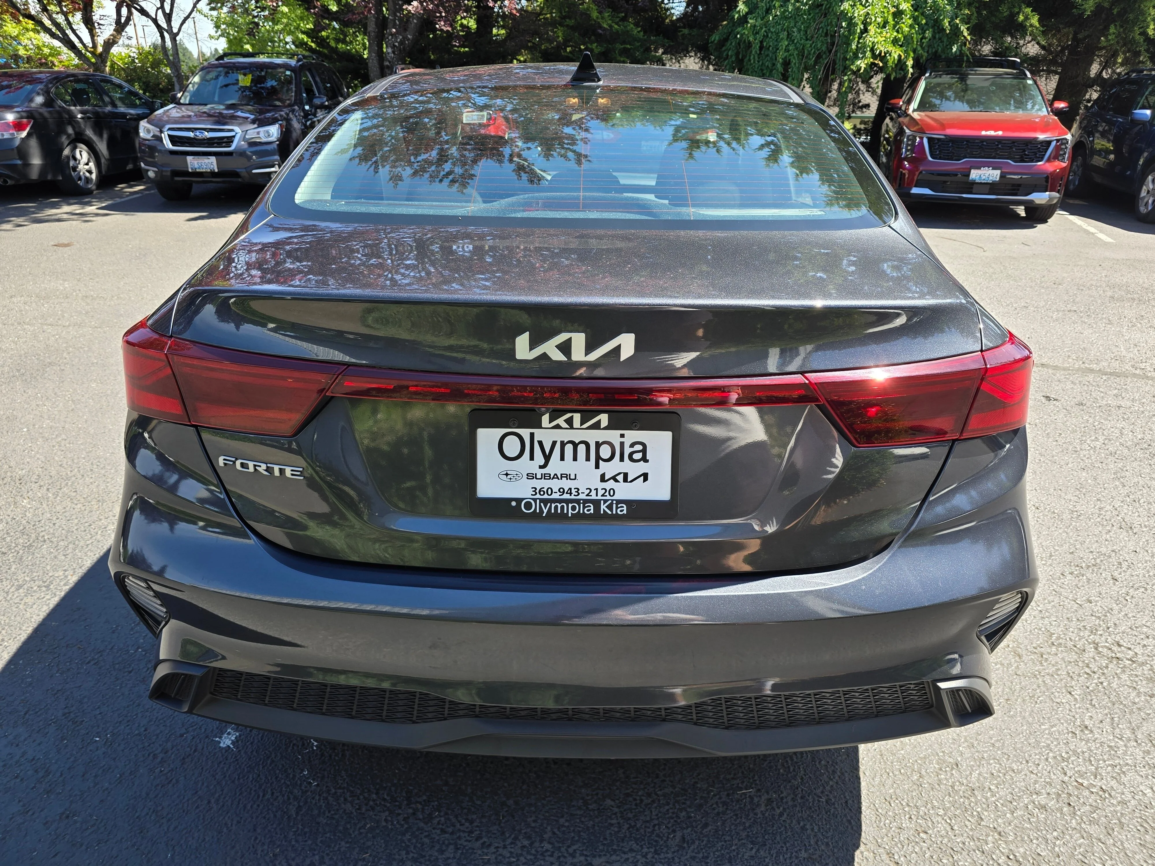 Used 2023 Gray Kia LXS image 5
