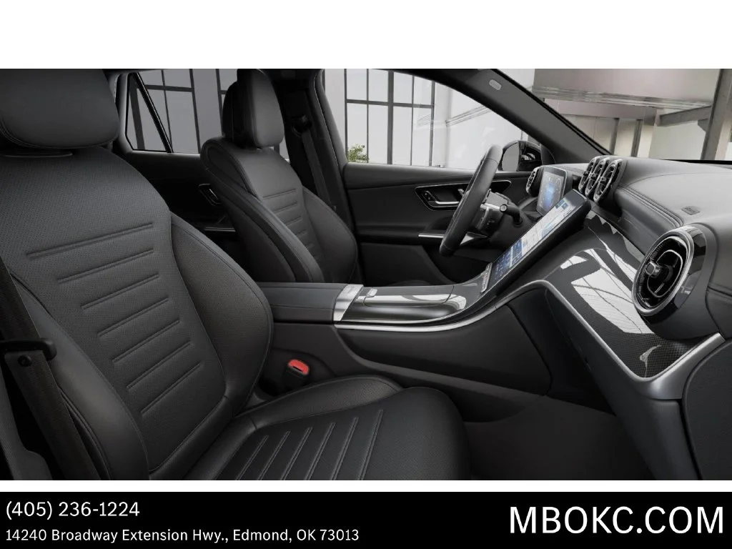 Used 2026 Black Mercedes-Benz GLC 300 image 4