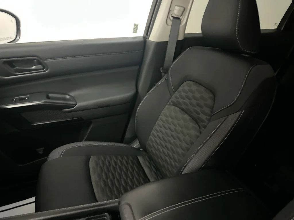 Used 2023 Silver Nissan SV image 11