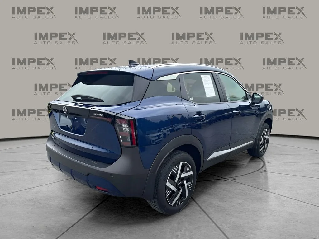Used 2026 Blue Nissan SV image 5