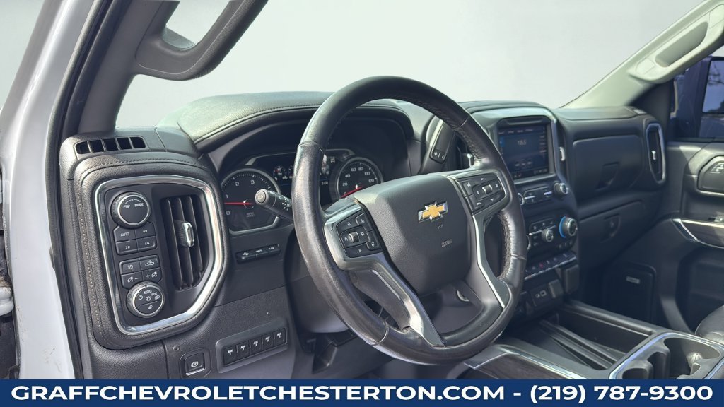 Used 2021 IRIDESCENT PEARL TRICOAT Chevrolet LTZ image 33