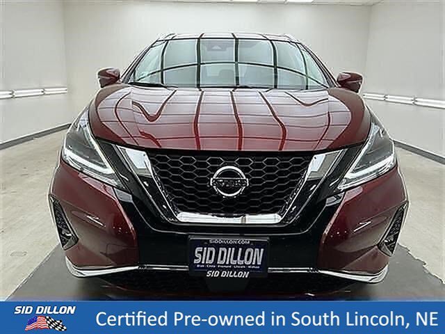 Certified Used 2022 Scarlet Ember Tintcoat Nissan Platinum image 2