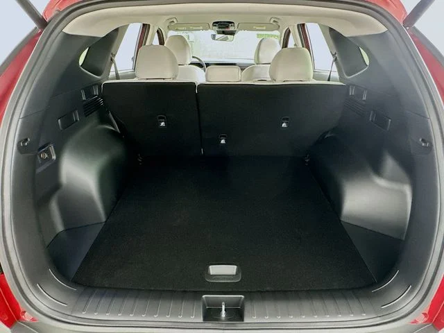 New 2026 Hyundai TUCSON SEL