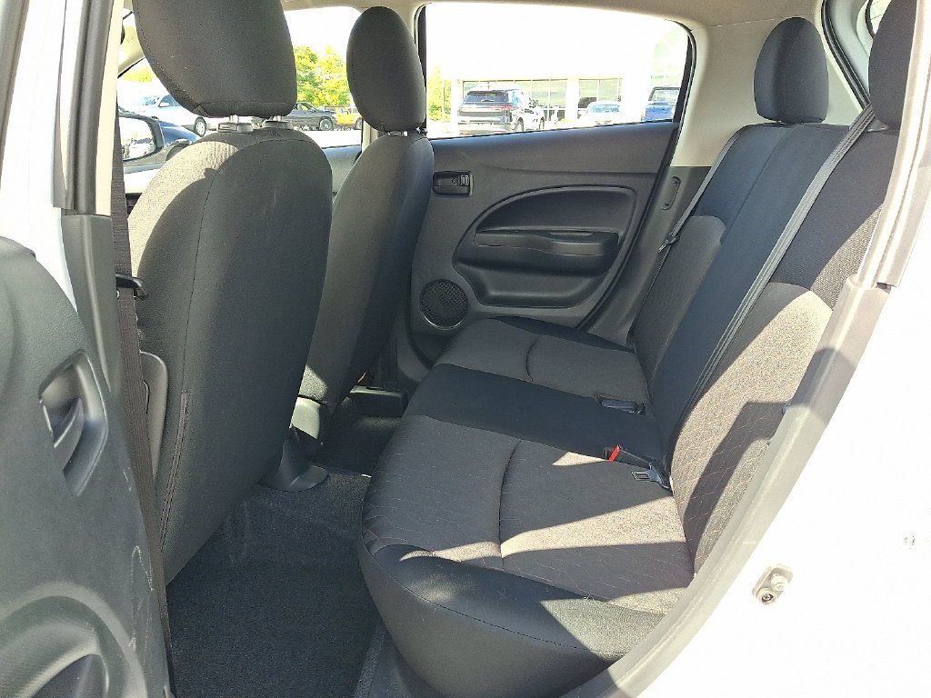 Used 2023 White Diamond Mitsubishi ES image 10