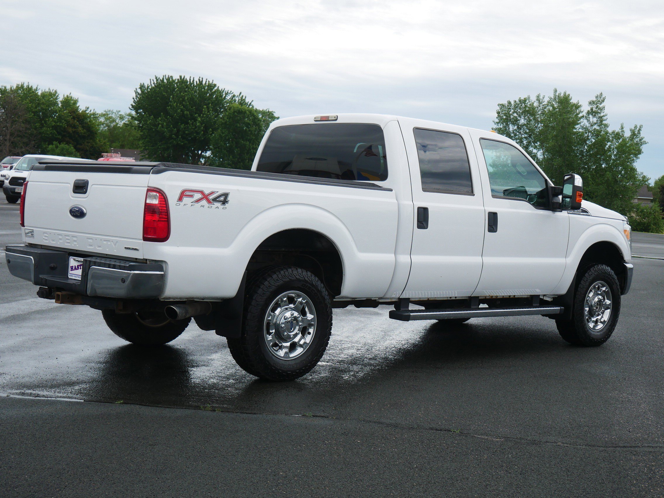 Used 2016 White Ford XLT image 5