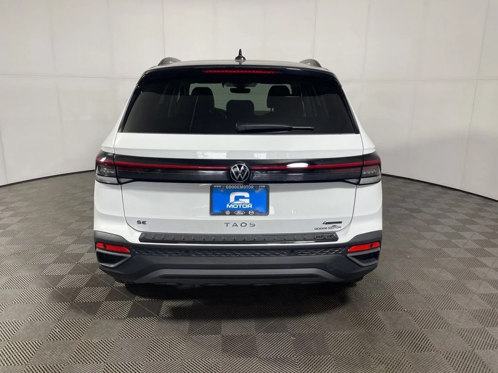 New 2026 White Volkswagen 1.5T SE Black image 6