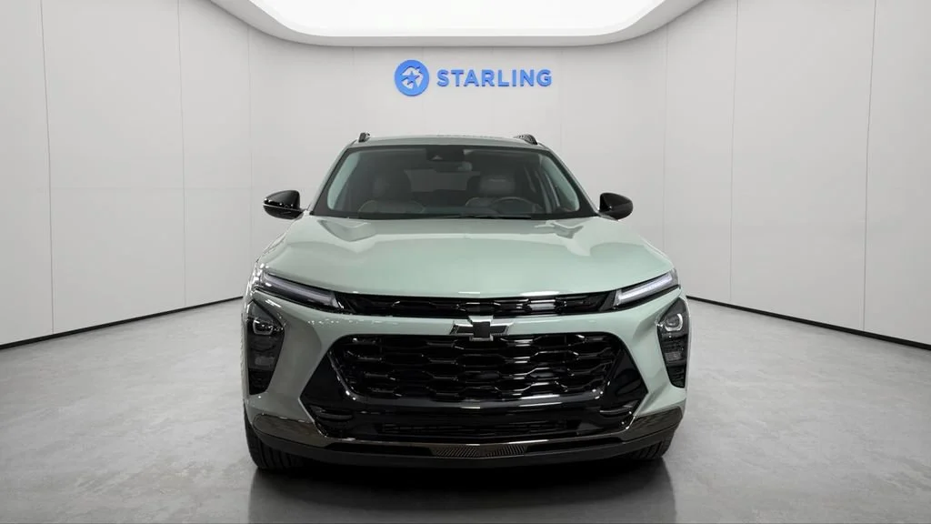 Used 2025 Cacti Green Chevrolet ACTIV image 15