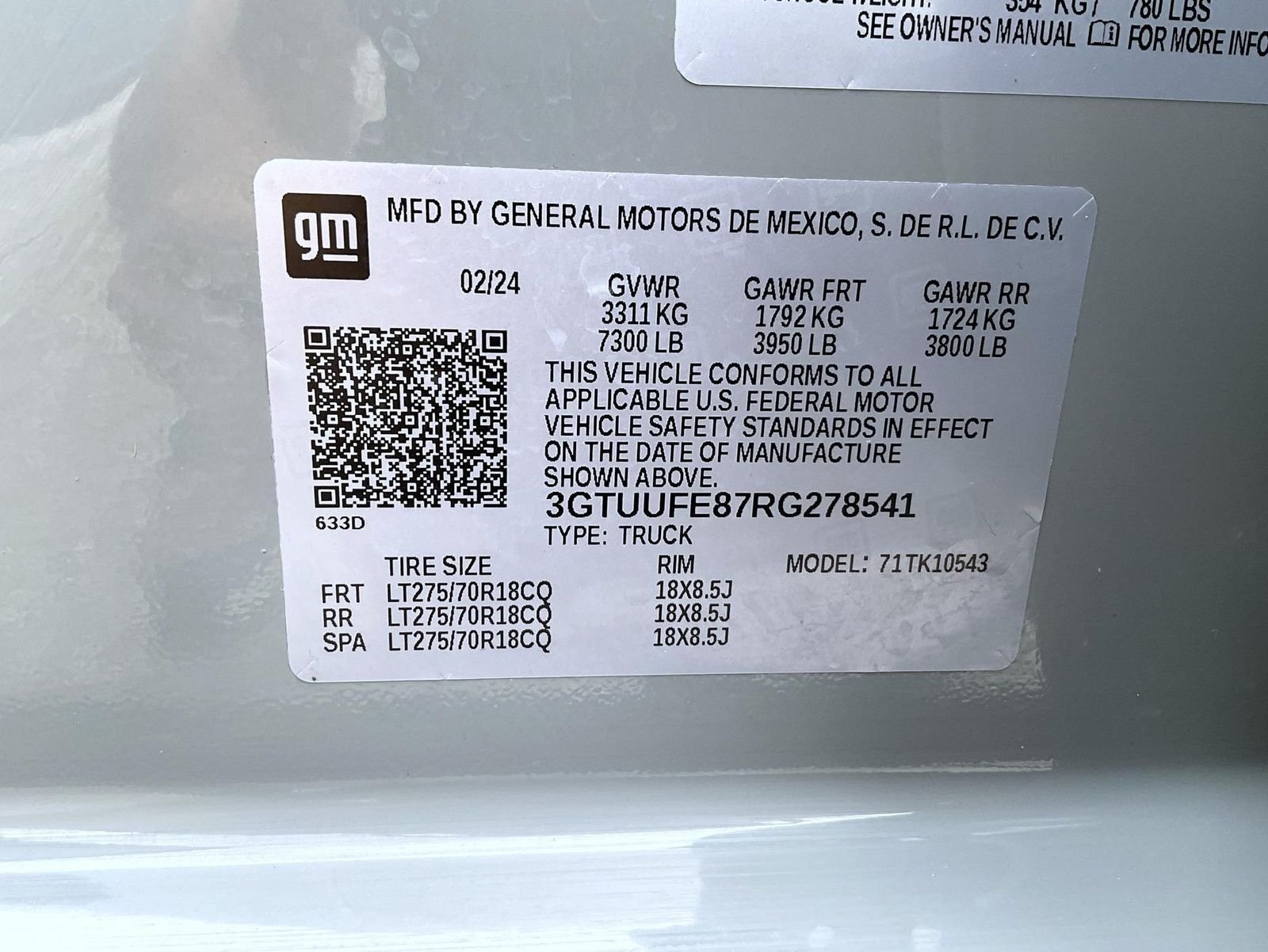 Used 2024 Gray GMC AT4X image 25