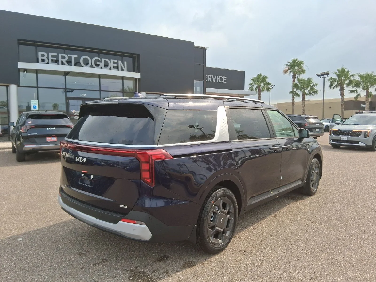New 2026 Blue Kia EX image 4