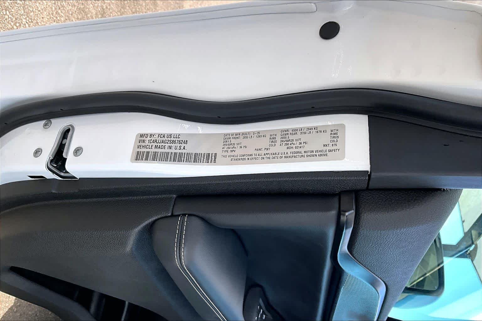 Used 2025 Bright White Clearcoat Jeep Altitude X image 34
