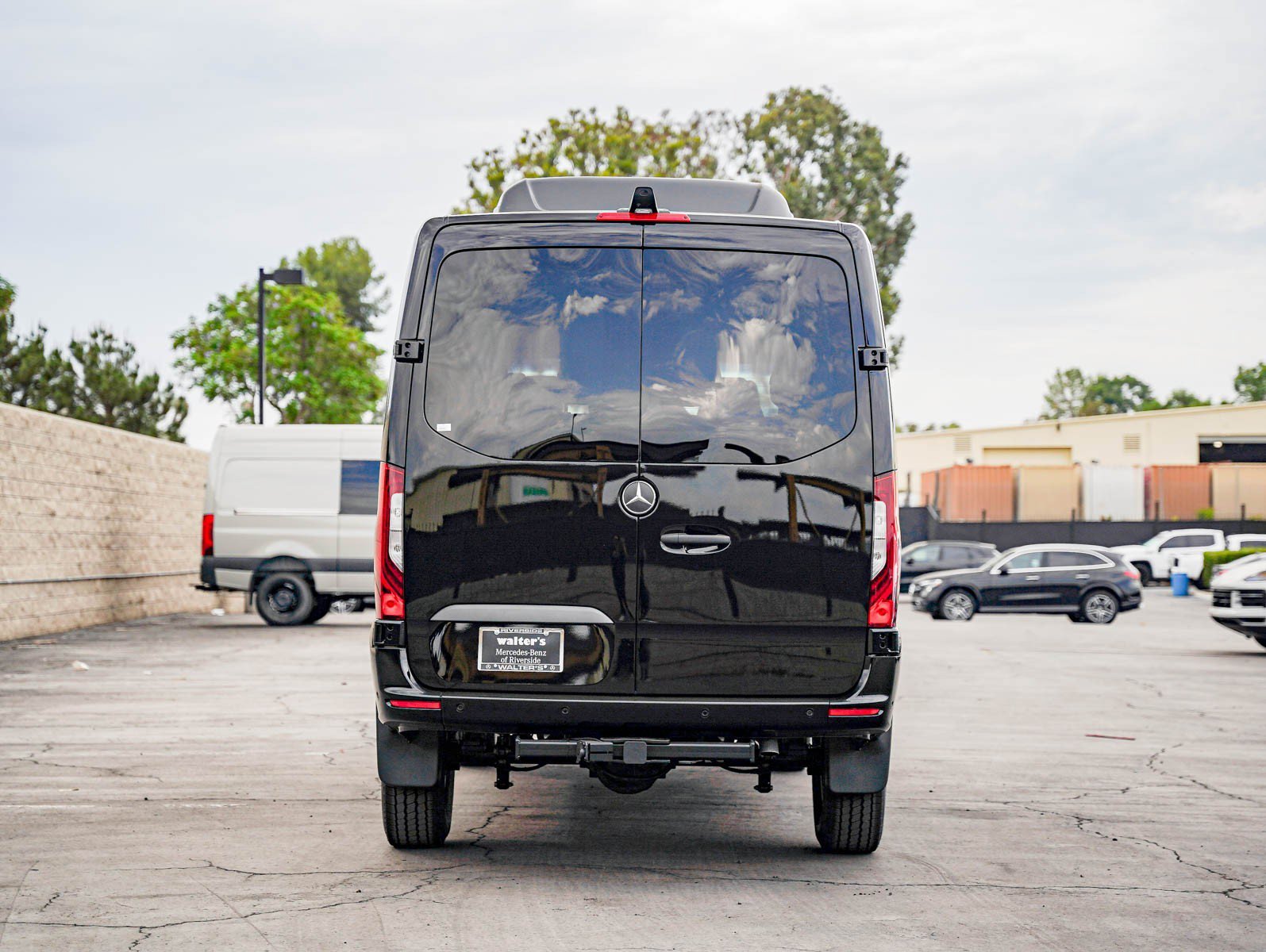 New 2026 Obsidian Black Metallic Mercedes-Benz 2500 Standard Roof I4 Diesel HO 144 AWD image 5