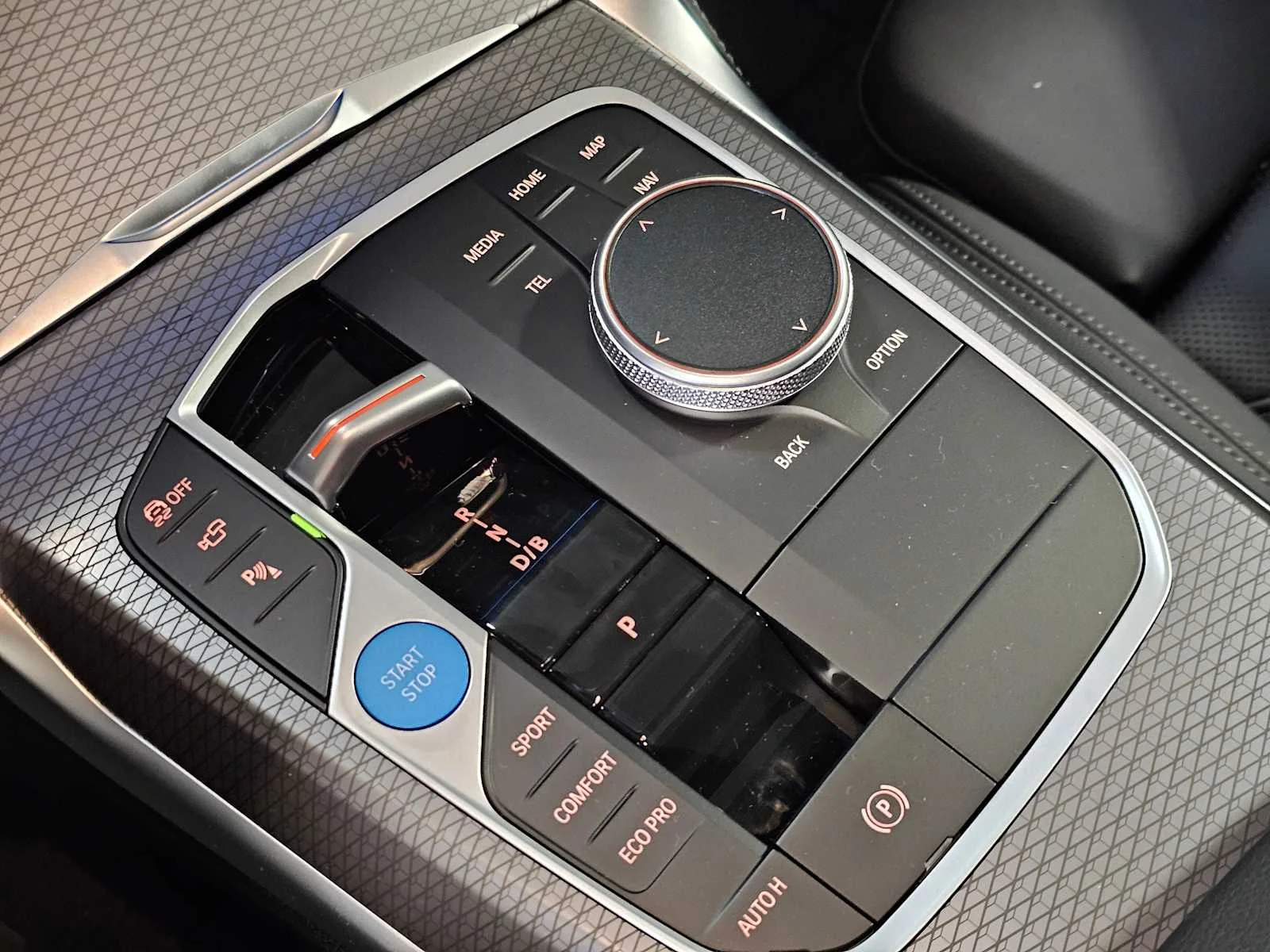 New 2026 Black Sapphire Metallic BMW xDrive40 image 22