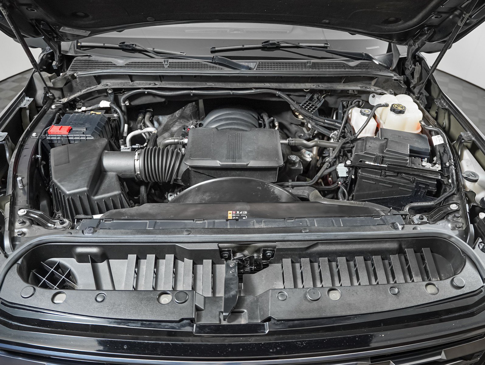 Used 2024 Blue GMC AT4 image 8