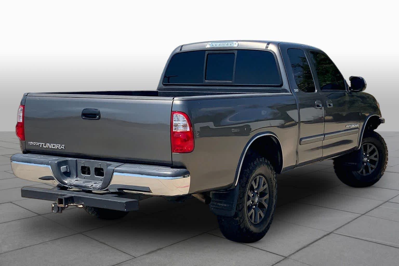 Used 2006 Phantom Gray Pearl Toyota SR5 image 10