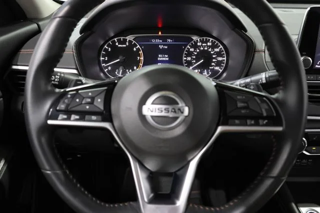 2020 Nissan Altima SR - Photo 18
