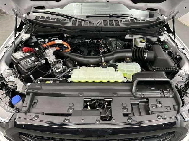 New 2026 Star White Metallic Tri-Coat Ford Lariat® image 19