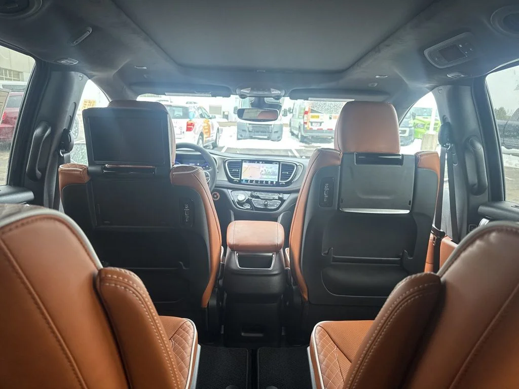 2026 Chrysler Pacifica Pinnacle - Photo 40