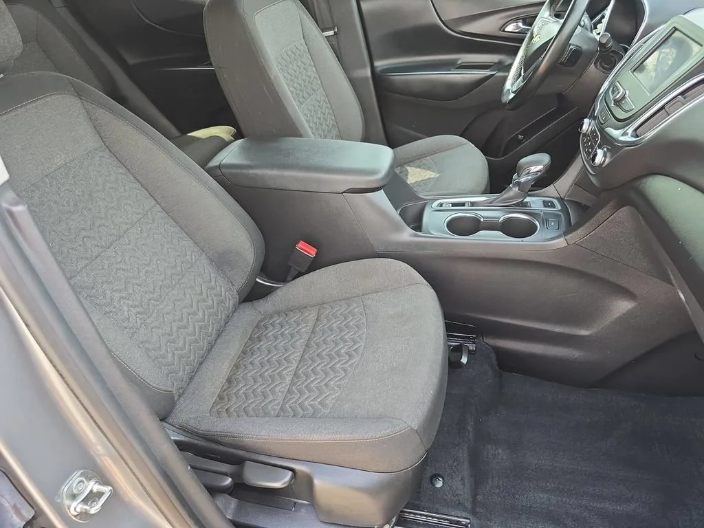 2024 Chevrolet Equinox LT - Photo 29