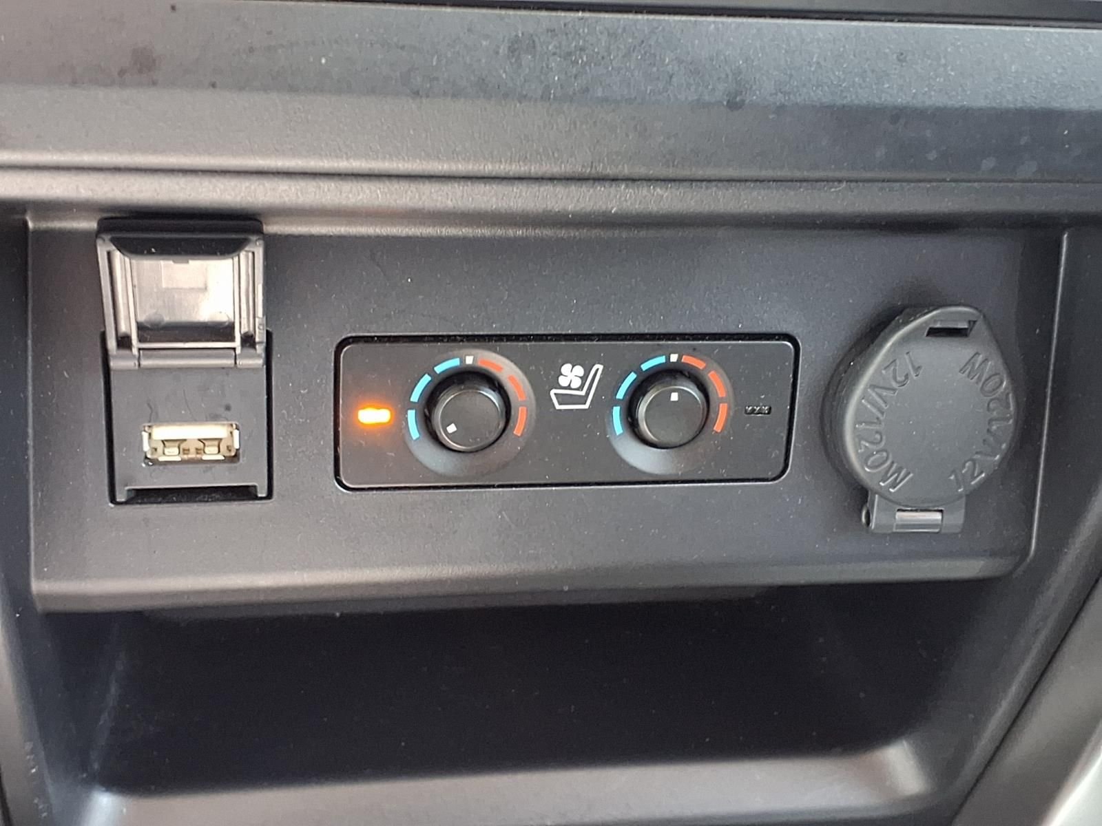Certified Used 2024 Pearl Toyota Limited image 15