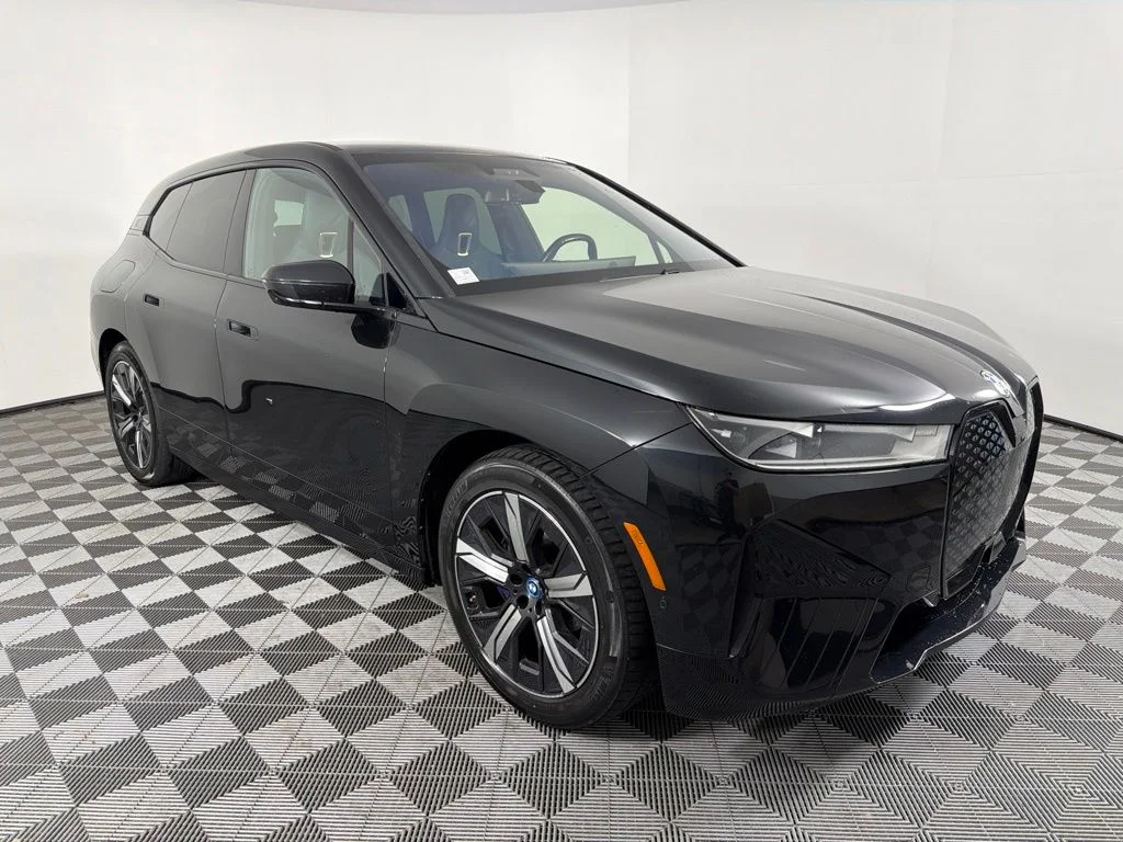 Certified 2023 BMW iX Base with VIN WB523CF05PCM15327 for sale in Bloomfield Hills, MI