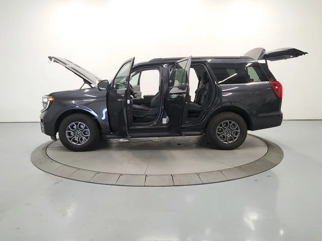 Used 2025 Gray Ford Active image 13