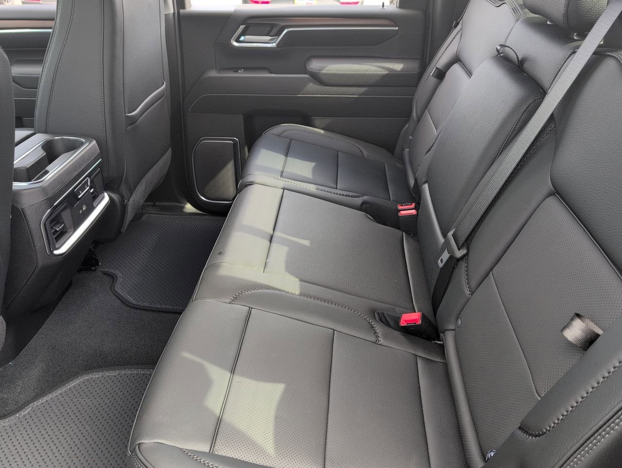 2026 GMC Sierra 2500HD Denali - Photo 26