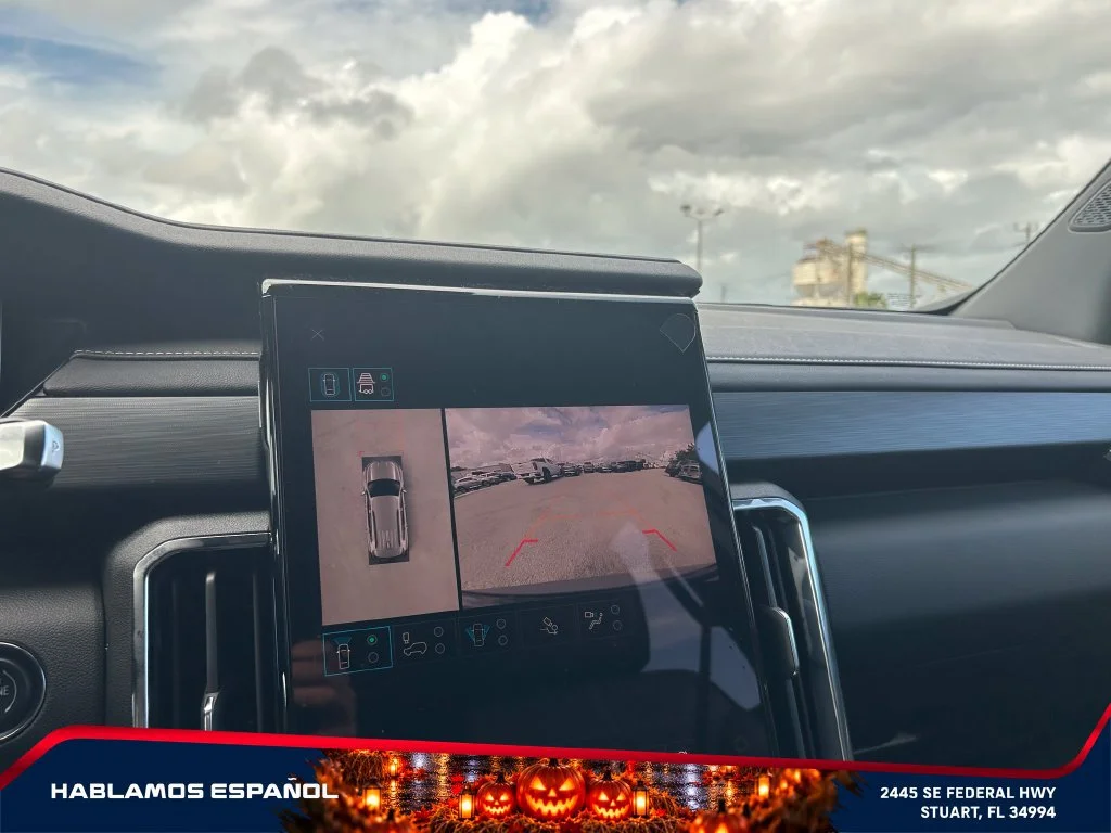 New 2027 Sterling Metallic GMC Elevation image 33
