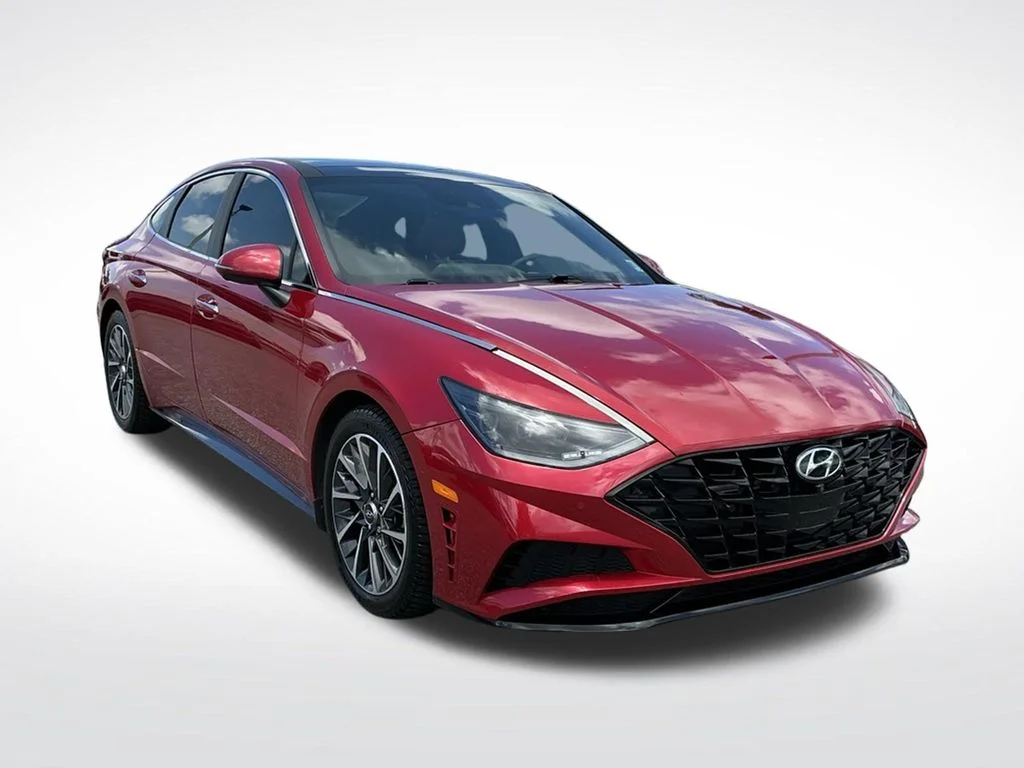 Used 2020 Red Hyundai Limited image 19