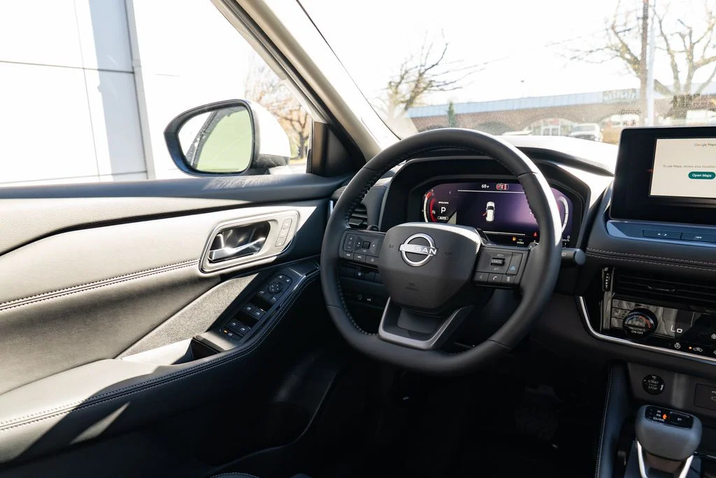 New 2026 Everest White Pearl TriCoat Nissan Platinum image 12