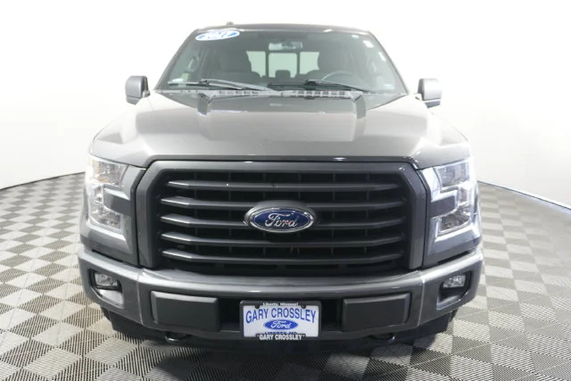Used 2017 Magnetic Metallic Ford XLT image 8