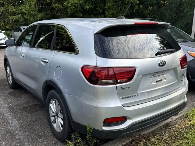 Used 2019 Silver Kia LX image 4