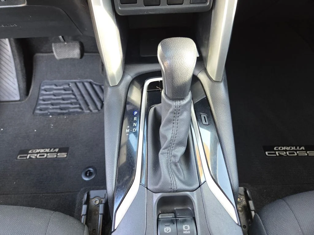Certified Used 2022 Beige Toyota LE image 28