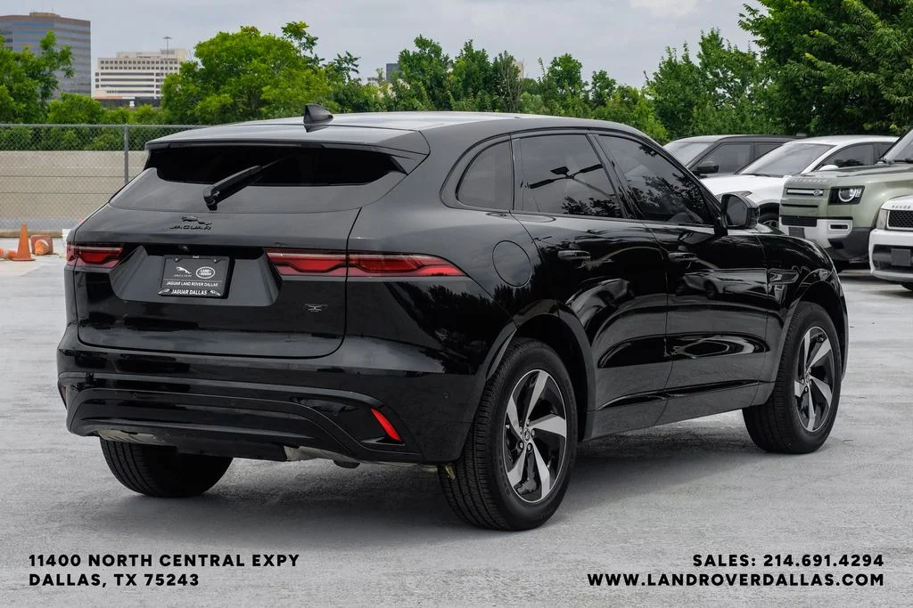 2026 Jaguar F-Pace R-Dynamic S - Photo 8