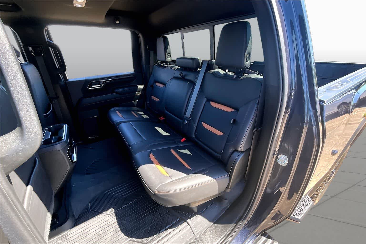 Used 2024 Titanium Rush Metallic GMC AT4 image 21