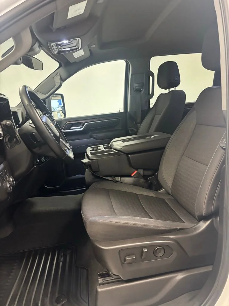 2025 Chevrolet Silverado 2500HD LT - Photo 11