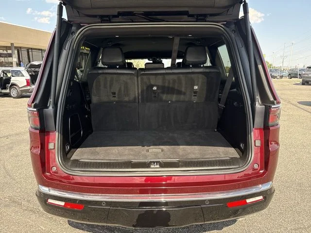 2025 Jeep Wagoneer Series I - Photo 24