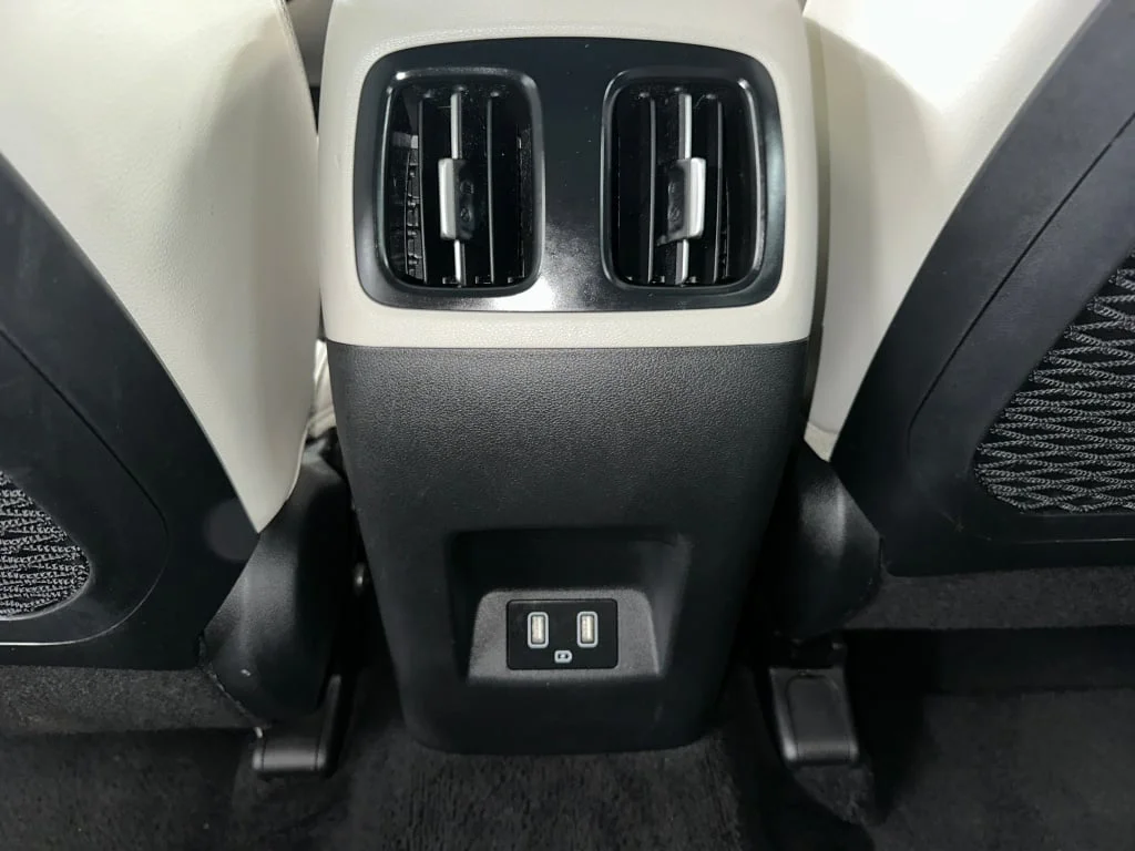 Used 2024 Black Pearl Hyundai Limited image 23