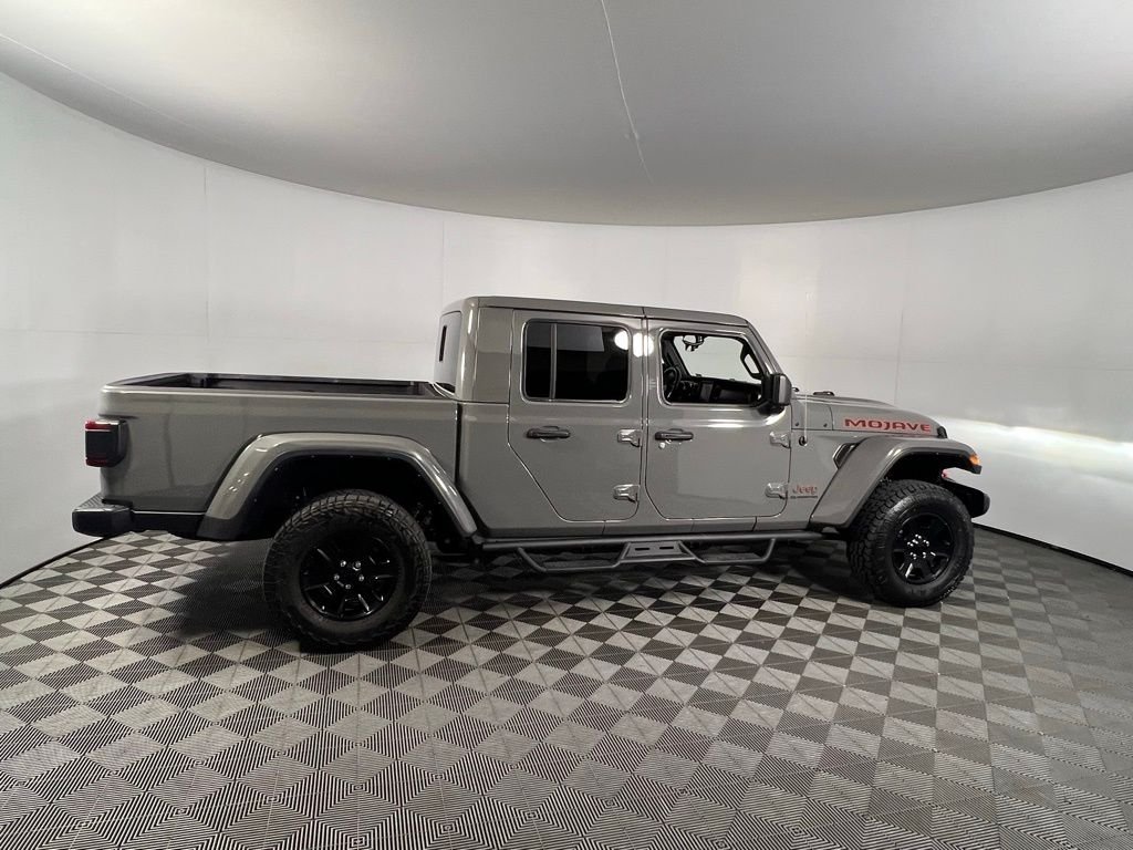 2022 Jeep Gladiator Mojave photo 3