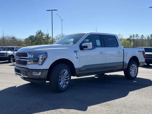 New 2026 Star White Metallic Tri-Coat Ford King Ranch® image 22